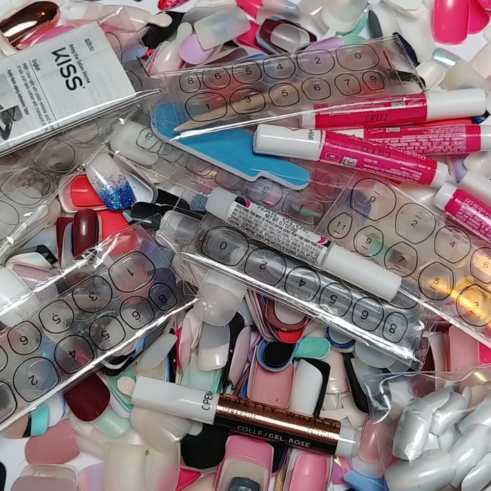 Assorted Fake Nails - Picture 5 of 5